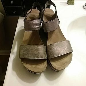 Pierre Dumas pueter wedges (otbt lookalike)